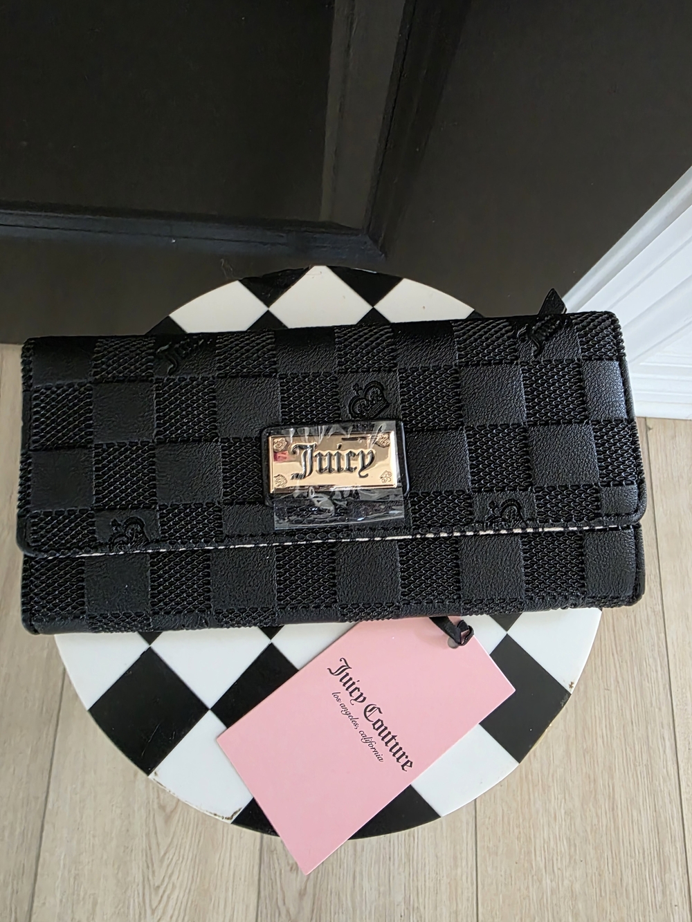 NWT Juicy Couture Miss Independent Single Gusset Flap Clutch Wallet - Liquorice